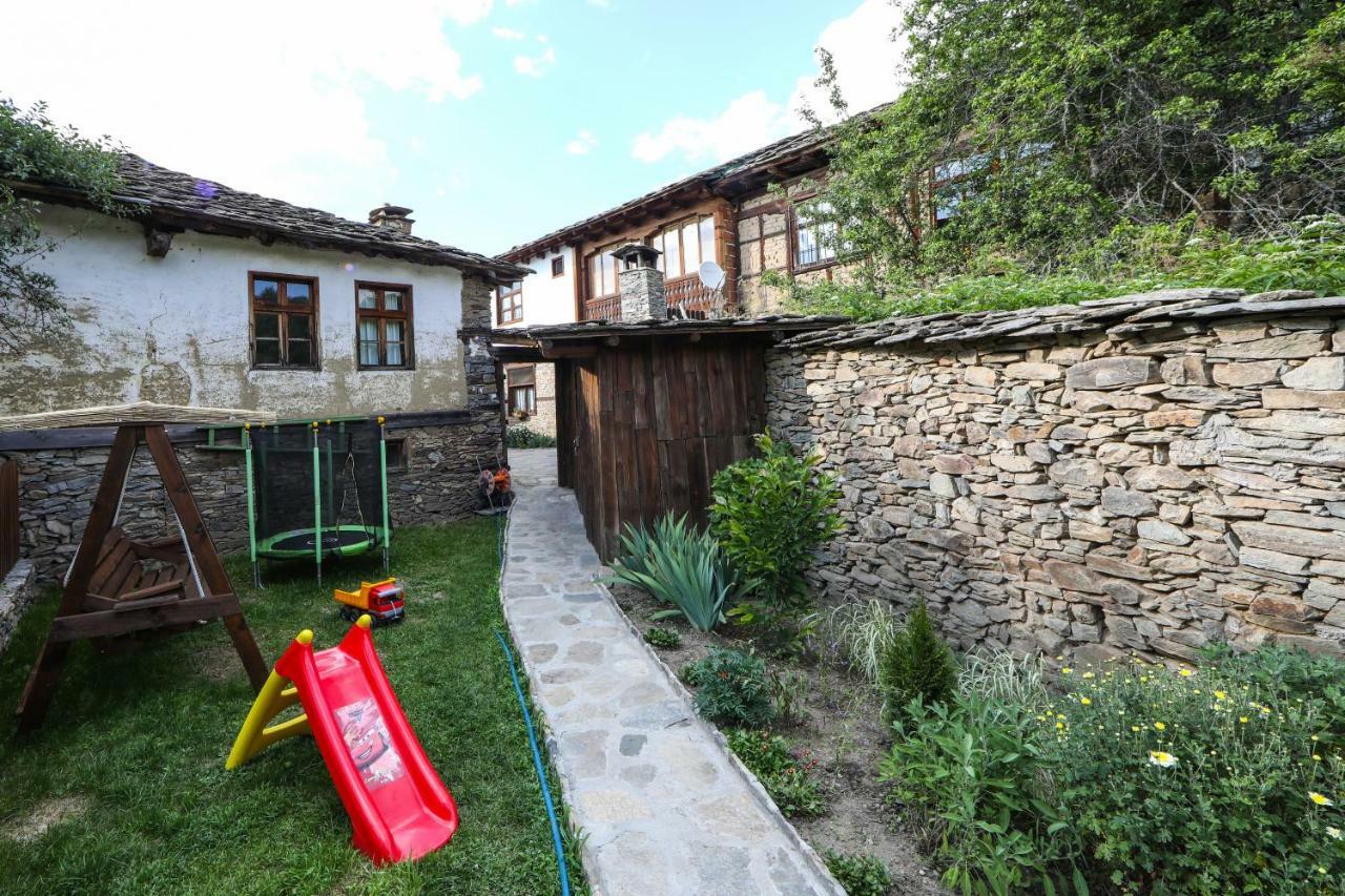Тодорината Къща Hotel Leşten Exterior foto