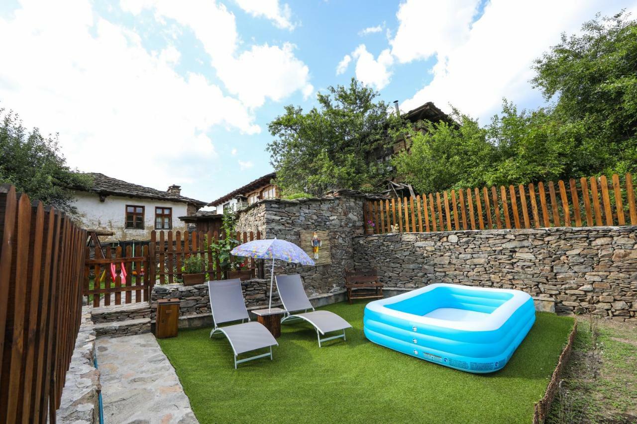 Тодорината Къща Hotel Leşten Exterior foto
