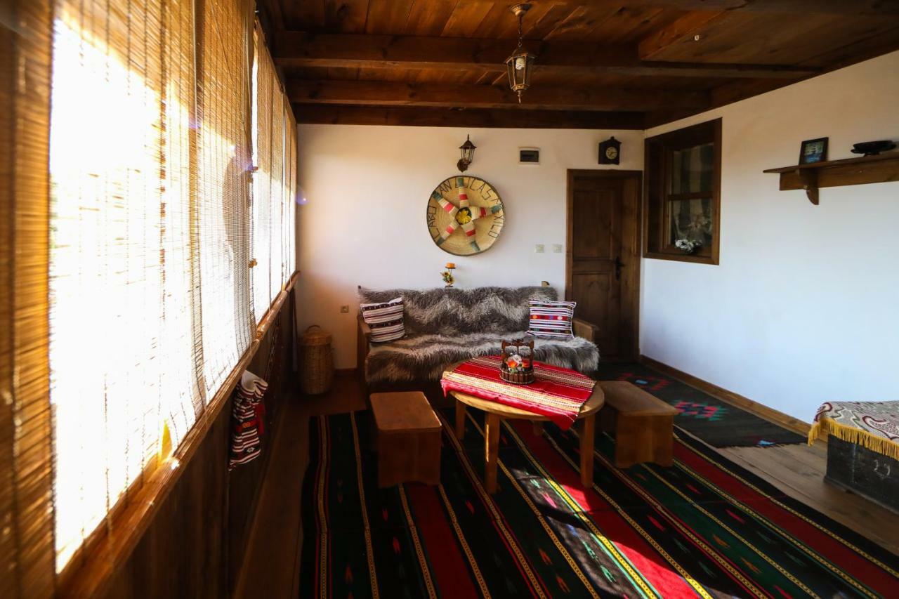 Тодорината Къща Hotel Leşten Exterior foto