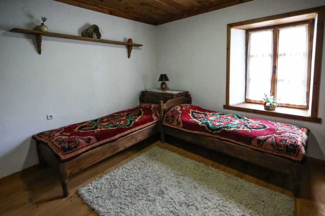 Тодорината Къща Hotel Leşten Exterior foto